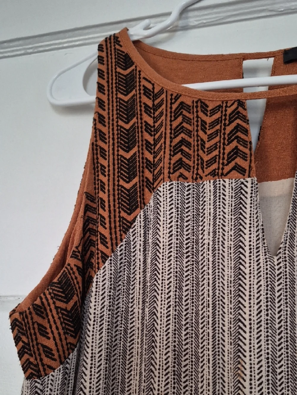 THML Boho Hippie Festival Sleeveless Rust and Cream Shift Dress Women's L - Picture 2 of 13